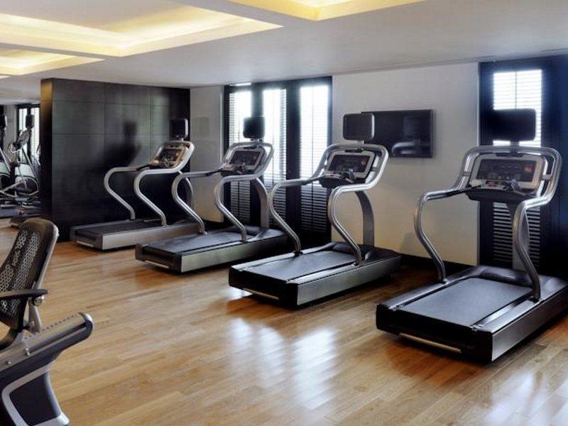 Marriott Executive Apartments Al Jaddaf, Dubaj Kültér fotó The gym at the hotel
