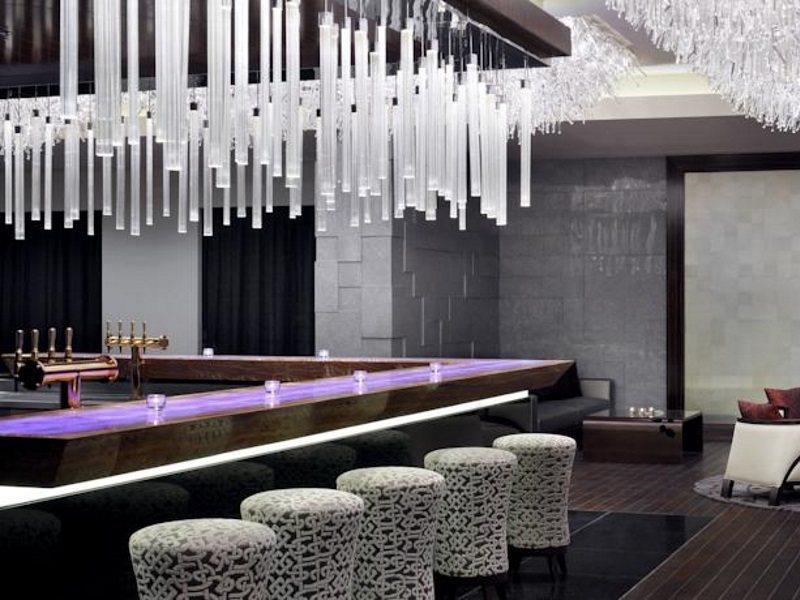 Marriott Executive Apartments Al Jaddaf, Dubaj Kültér fotó The bar at the W Hotel