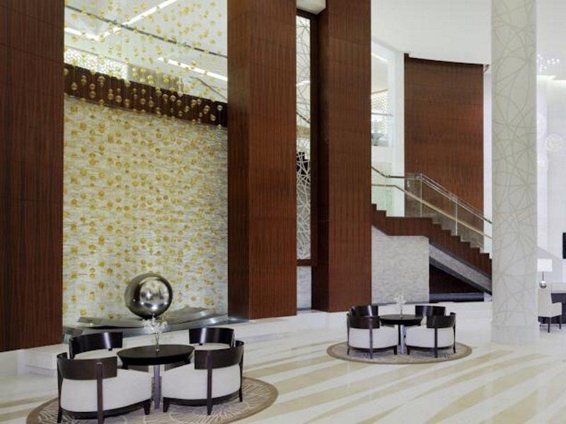Marriott Executive Apartments Al Jaddaf, Dubaj Kültér fotó The lobby of the hotel