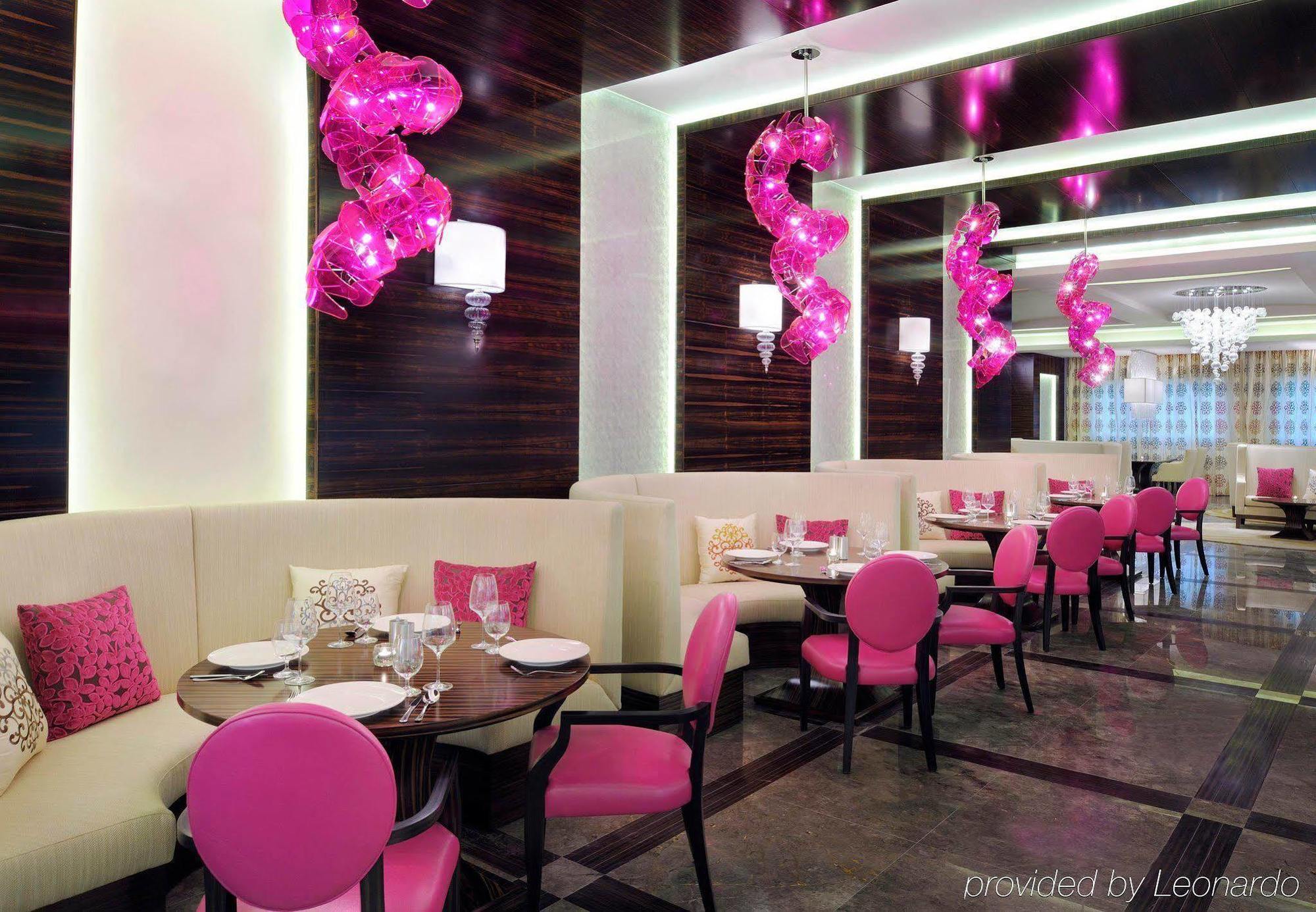 Marriott Executive Apartments Al Jaddaf, Dubaj Kültér fotó Restaurant